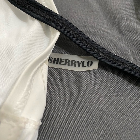 Micro bikini - Picture 5 of 6